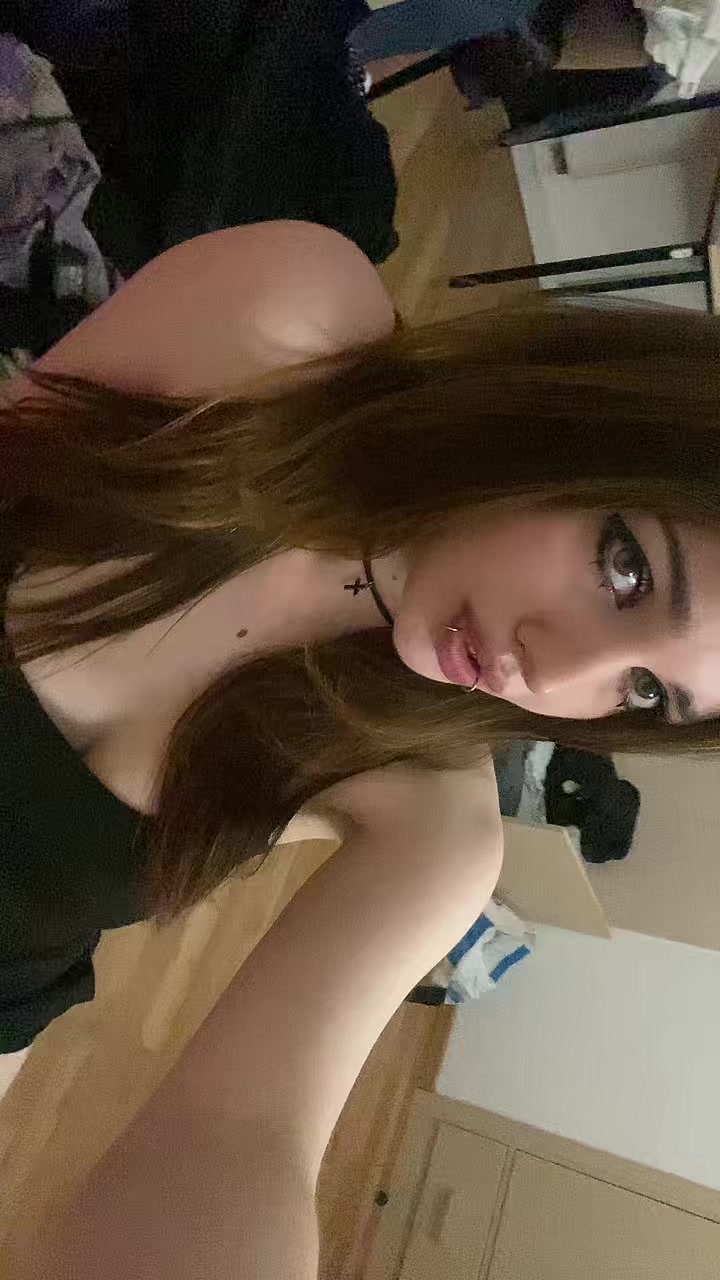 @alifromalabama