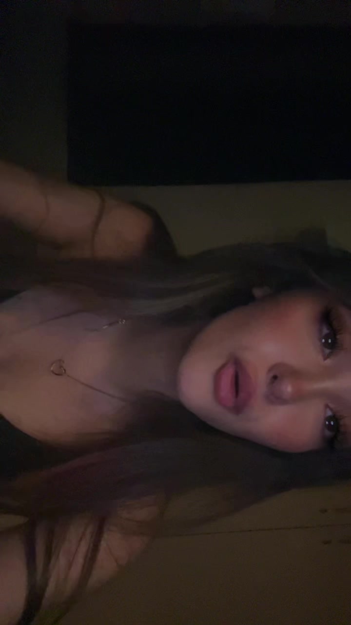 @elena
