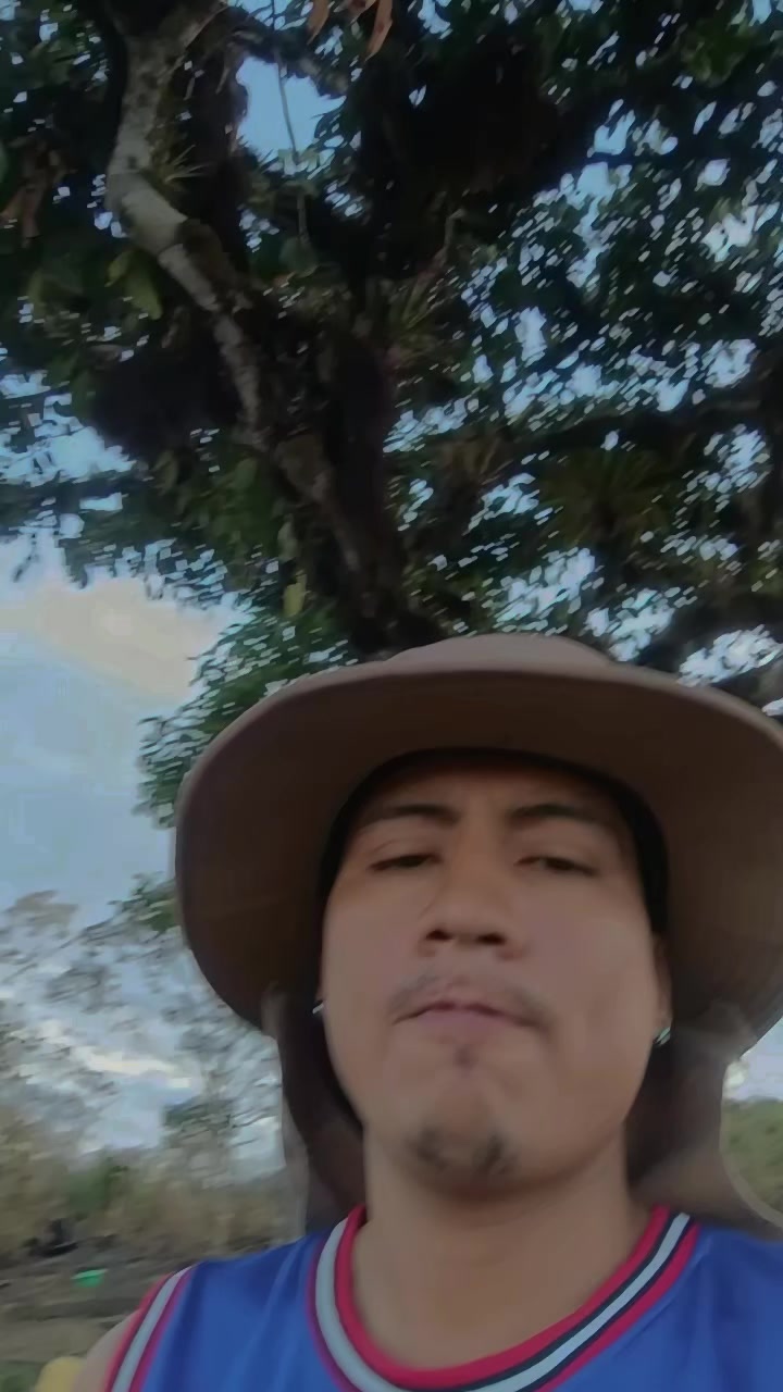 @Iv&aacute;n ft