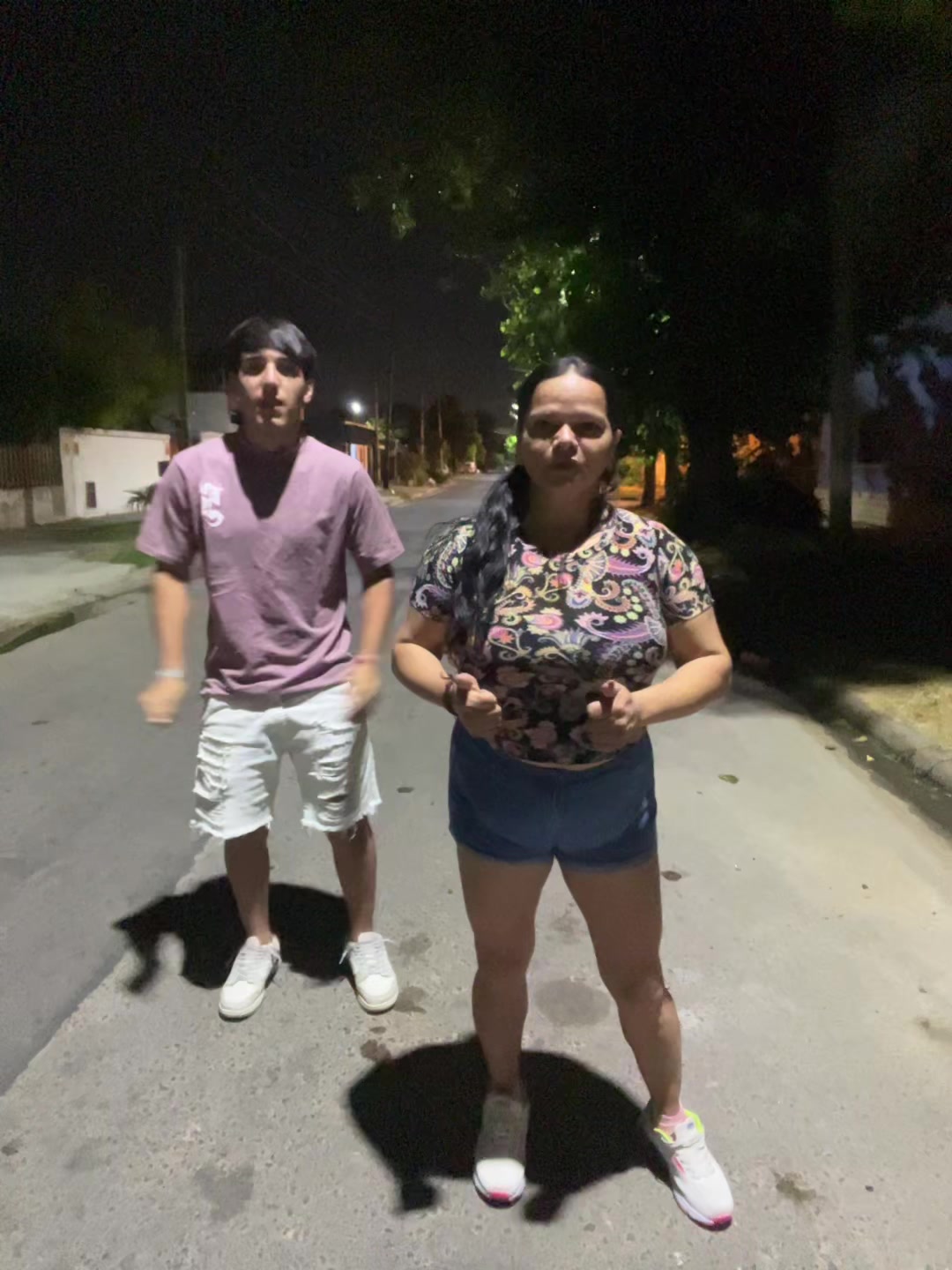 @Ivan y laura 💜