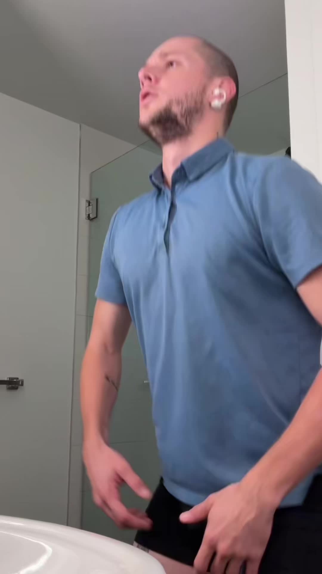 @Bj 🦋