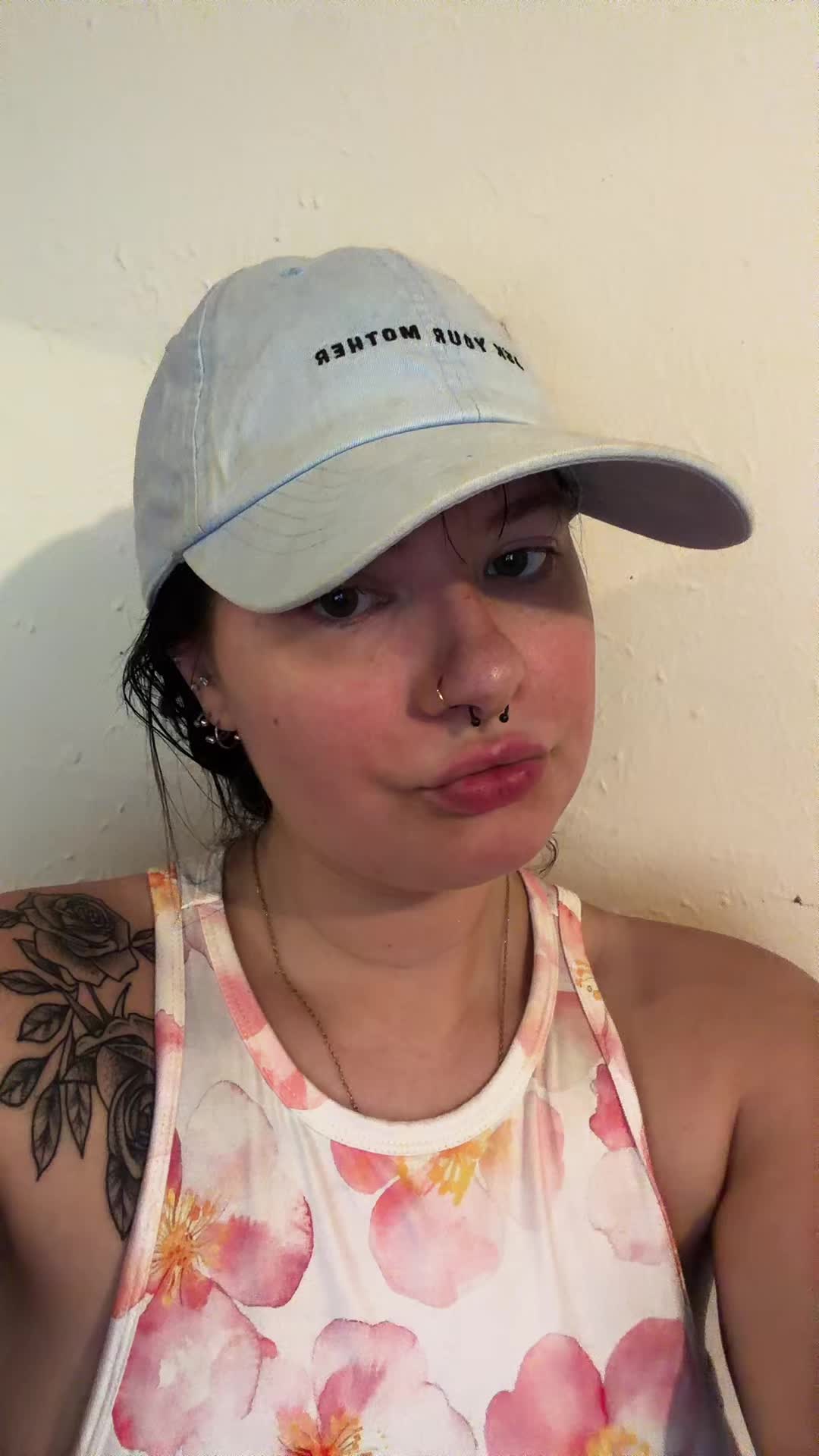 @Yooo_its_megan
