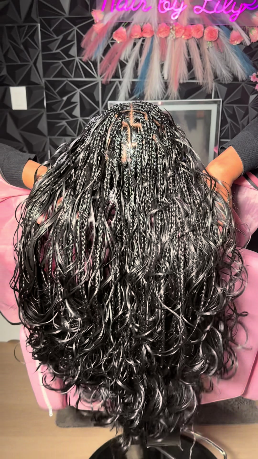 @Hairbylily Edmonton 🇨🇦