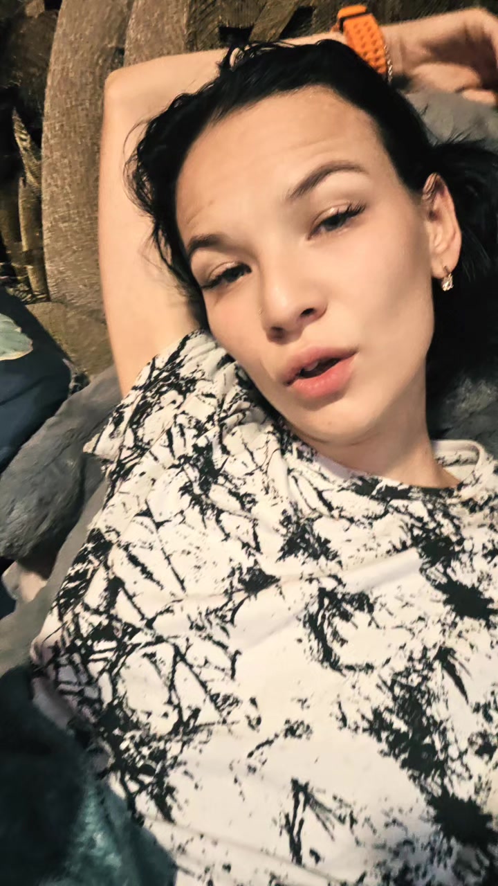 @Anya_Kotik