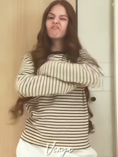 @𝙫𝙚𝙣𝙮𝙖 ⊹ ࣪