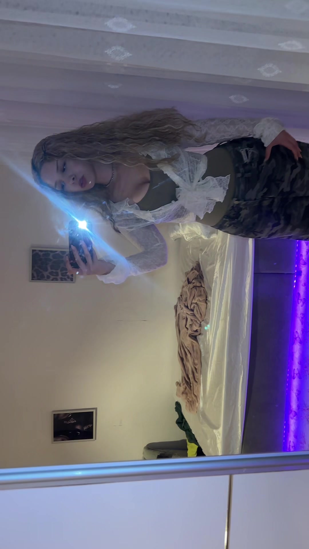 @elisa naz