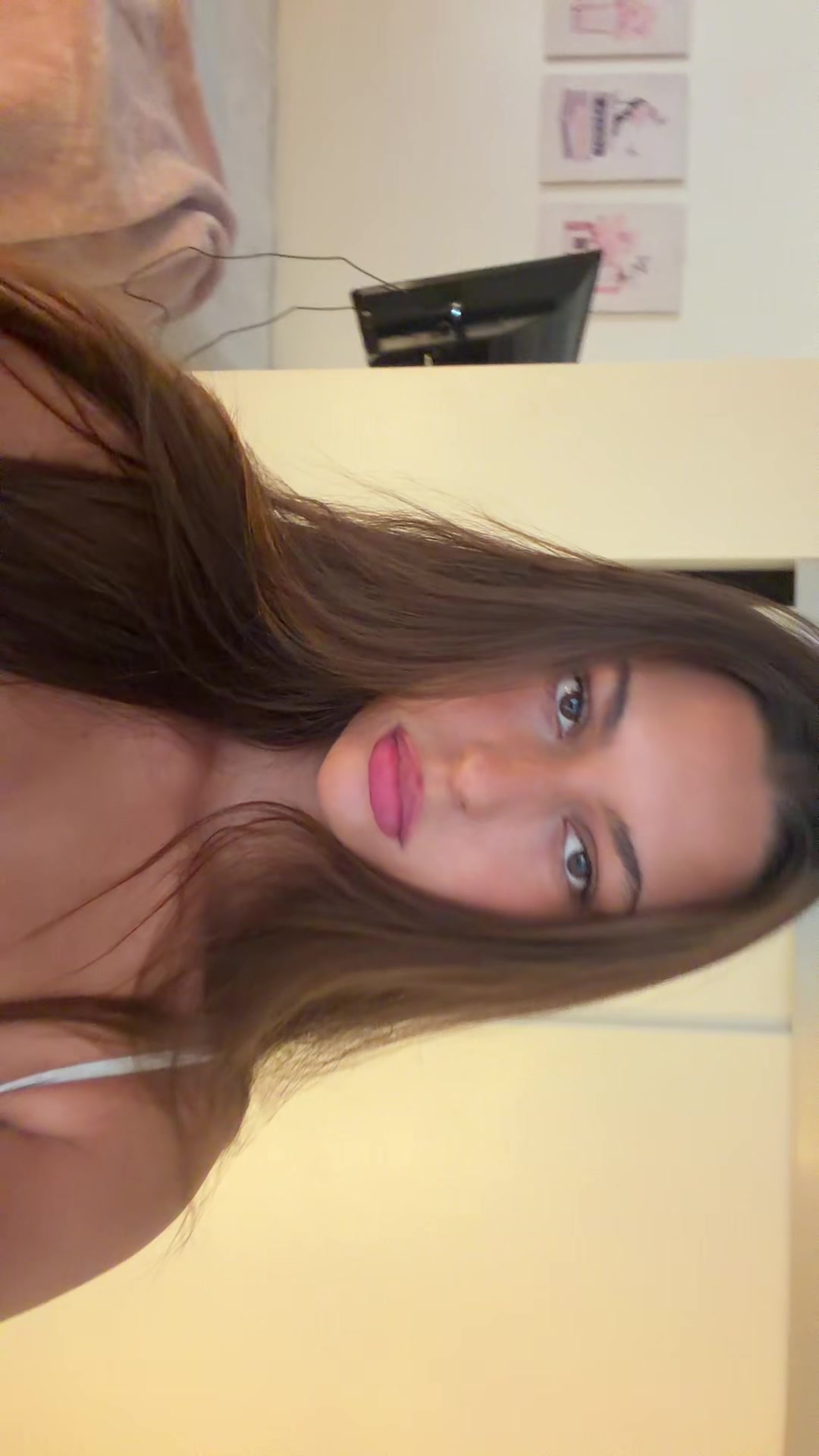 @tay