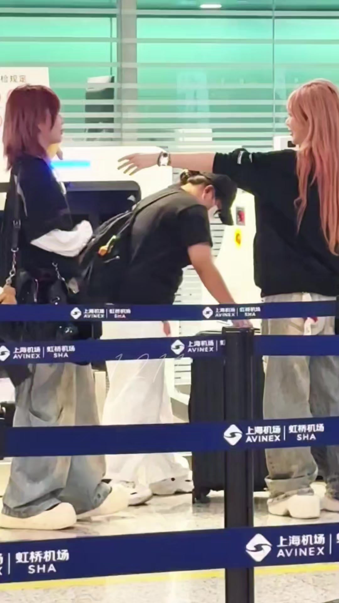 @đu t&ugrave;m lum OTP