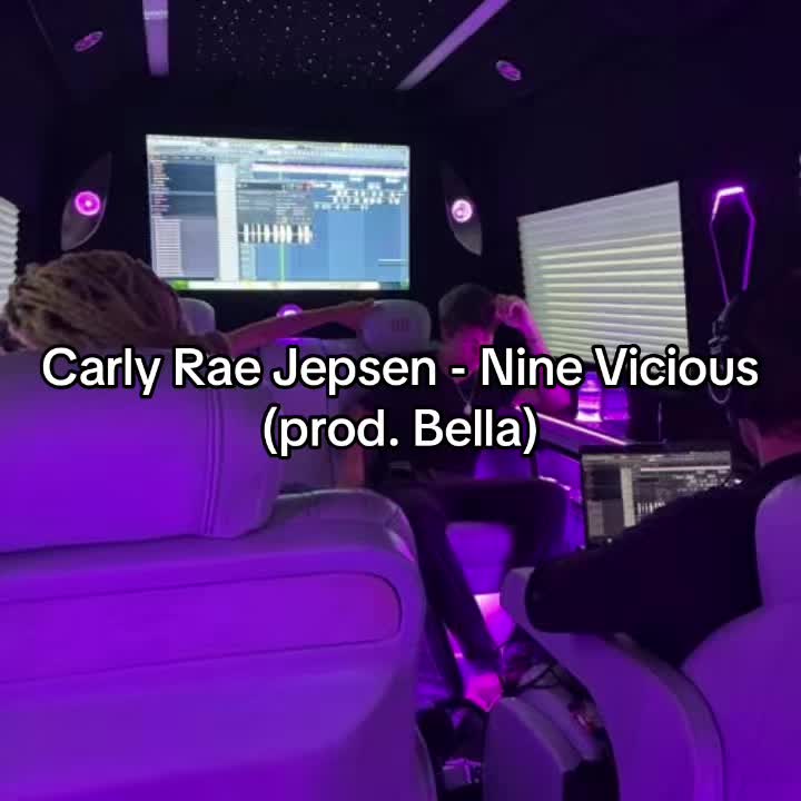 @thisnothimv