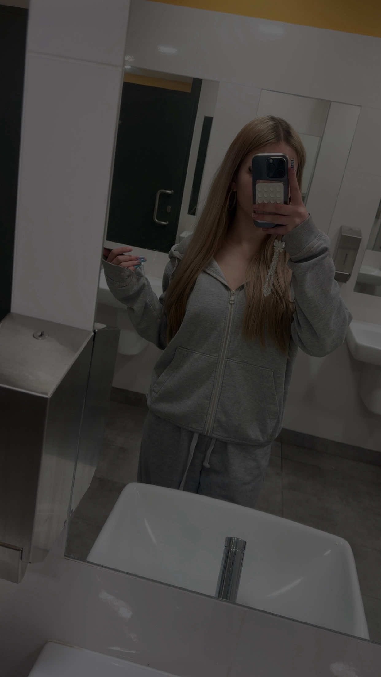 @iknowaboutyoursecret