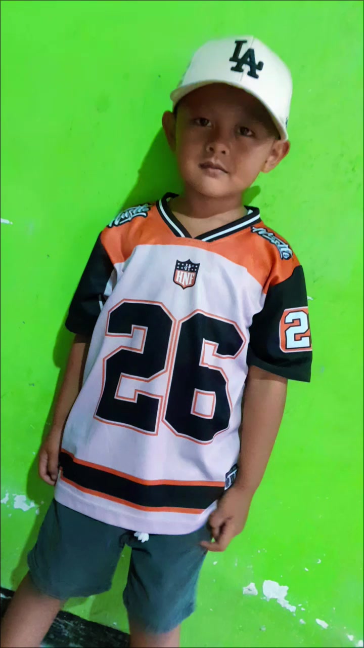 @Ayam Cicit Cuit
