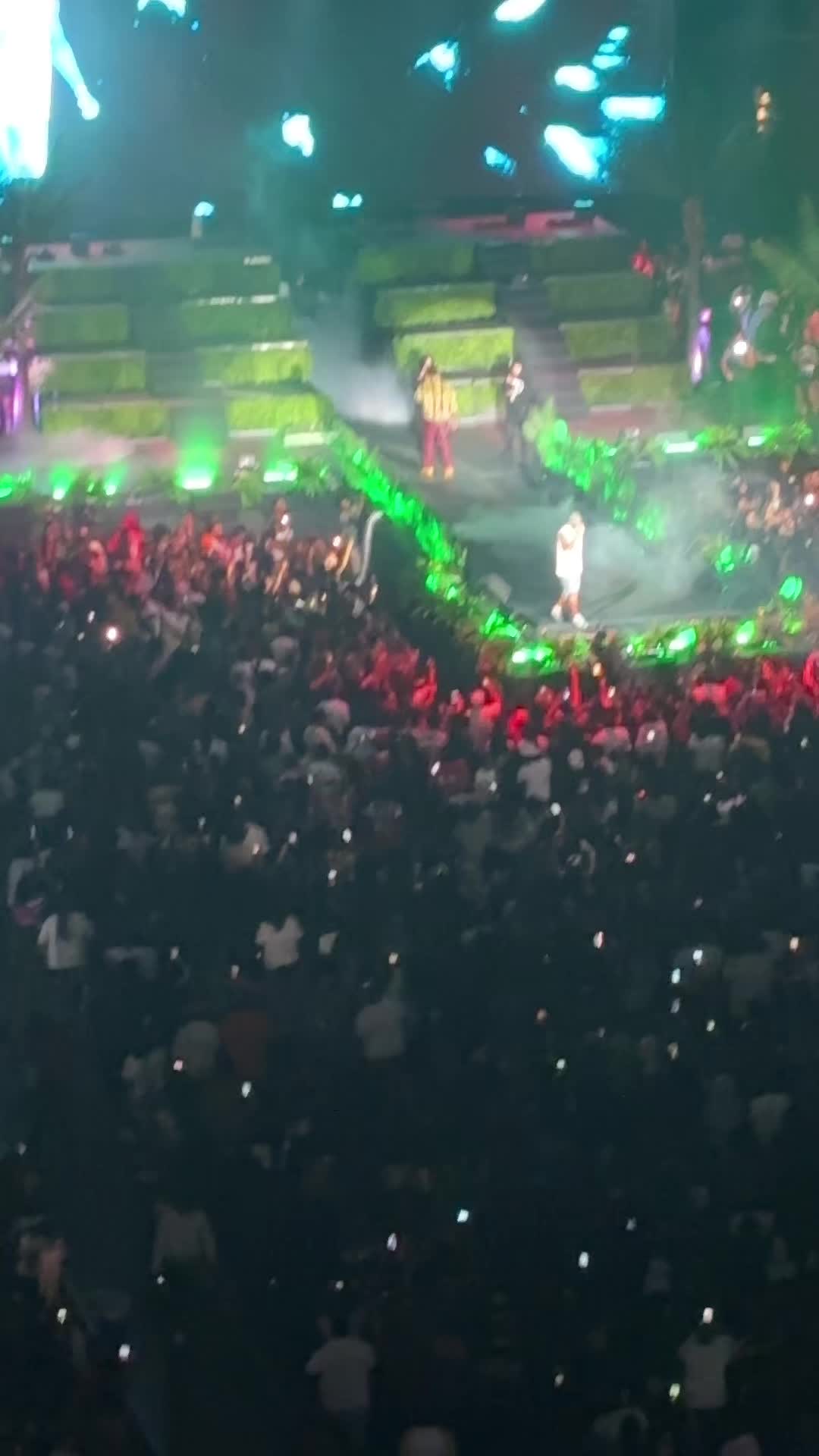 @𝐇𝐀𝐖𝐀𝐈𝐈𝐁𝐁𝐖🏝️