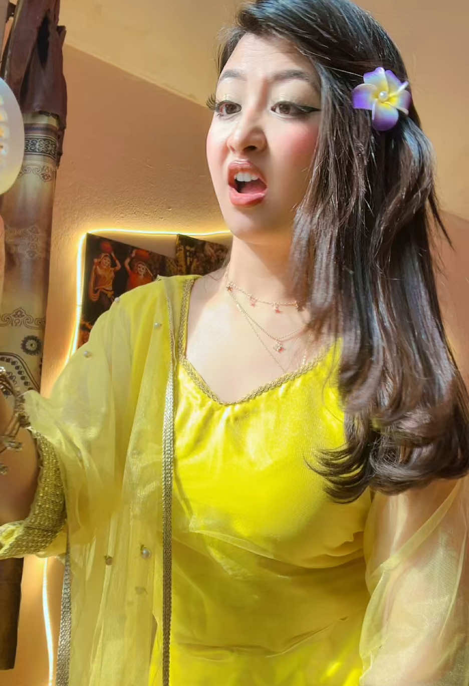 @SruteeMhrz