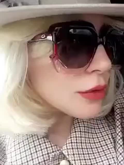 @𝐍𝐢𝐜𝐤𝐢 𝐁𝐫𝐚𝐭𝐳
