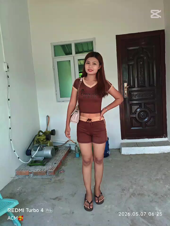 @Moe Lay