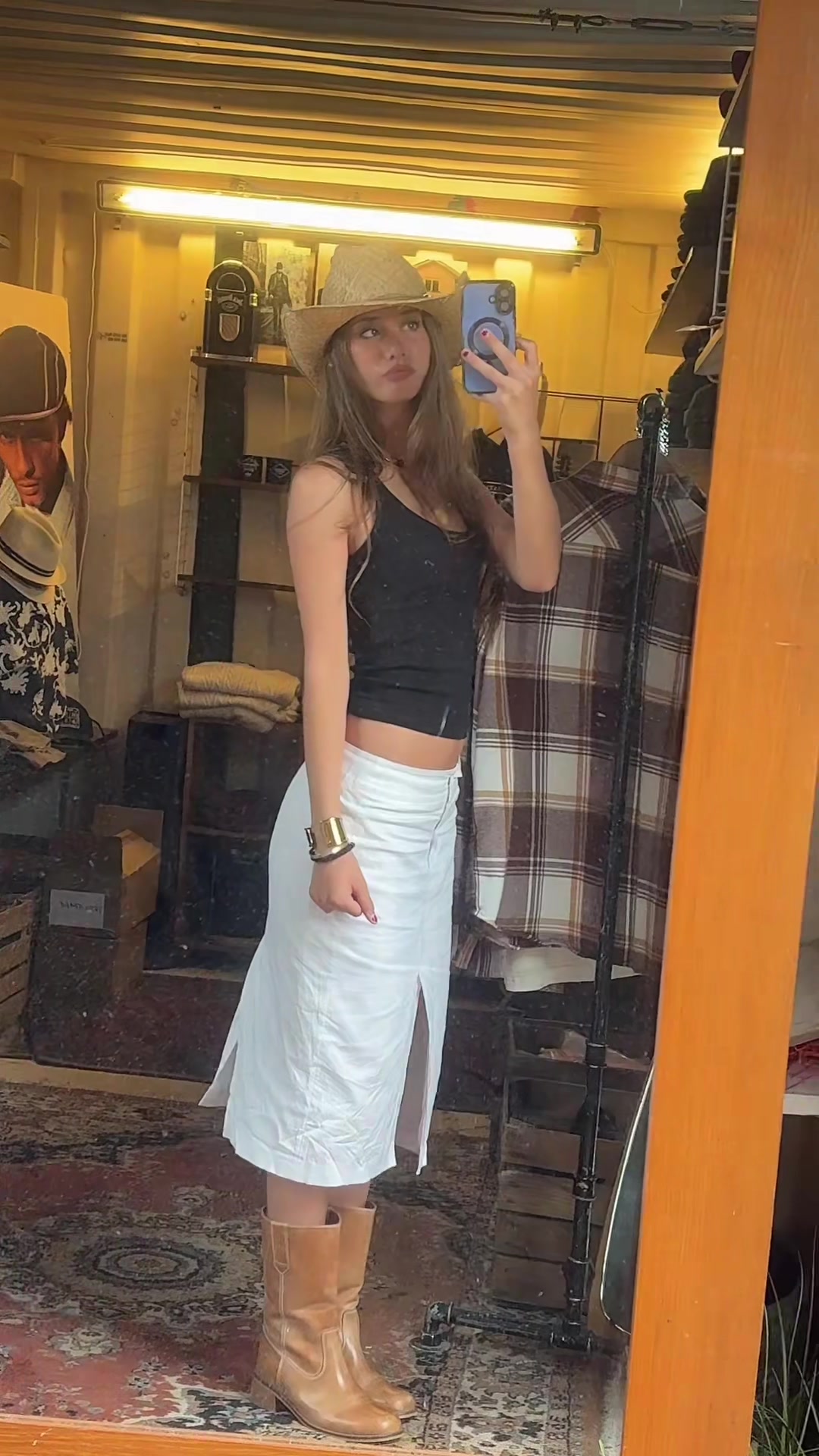 @t0va_gqt