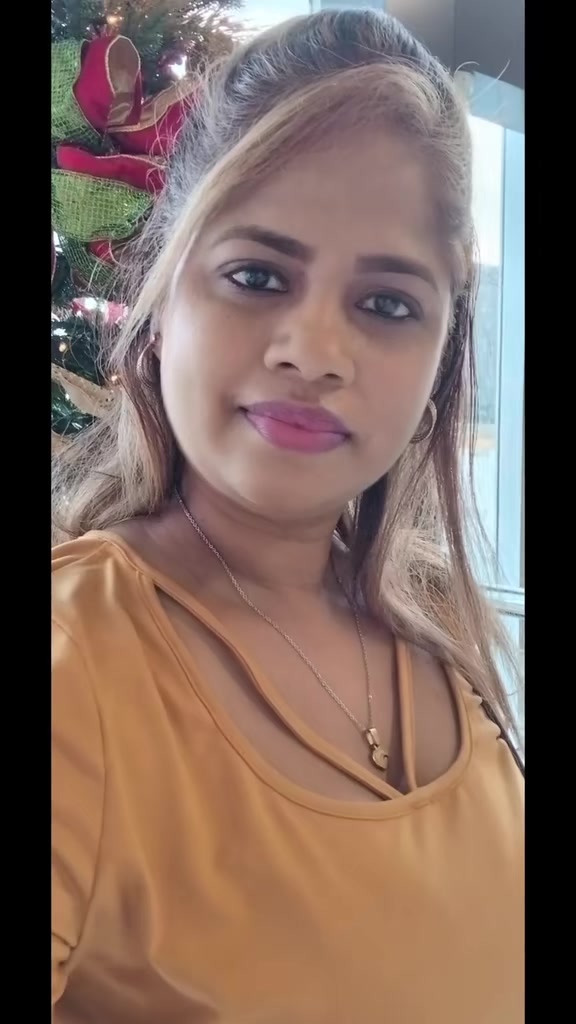 @🧚♀️Farisha Ali🧚♀️