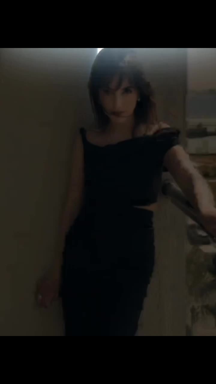 @𝓜𝓞𝓞𝓝