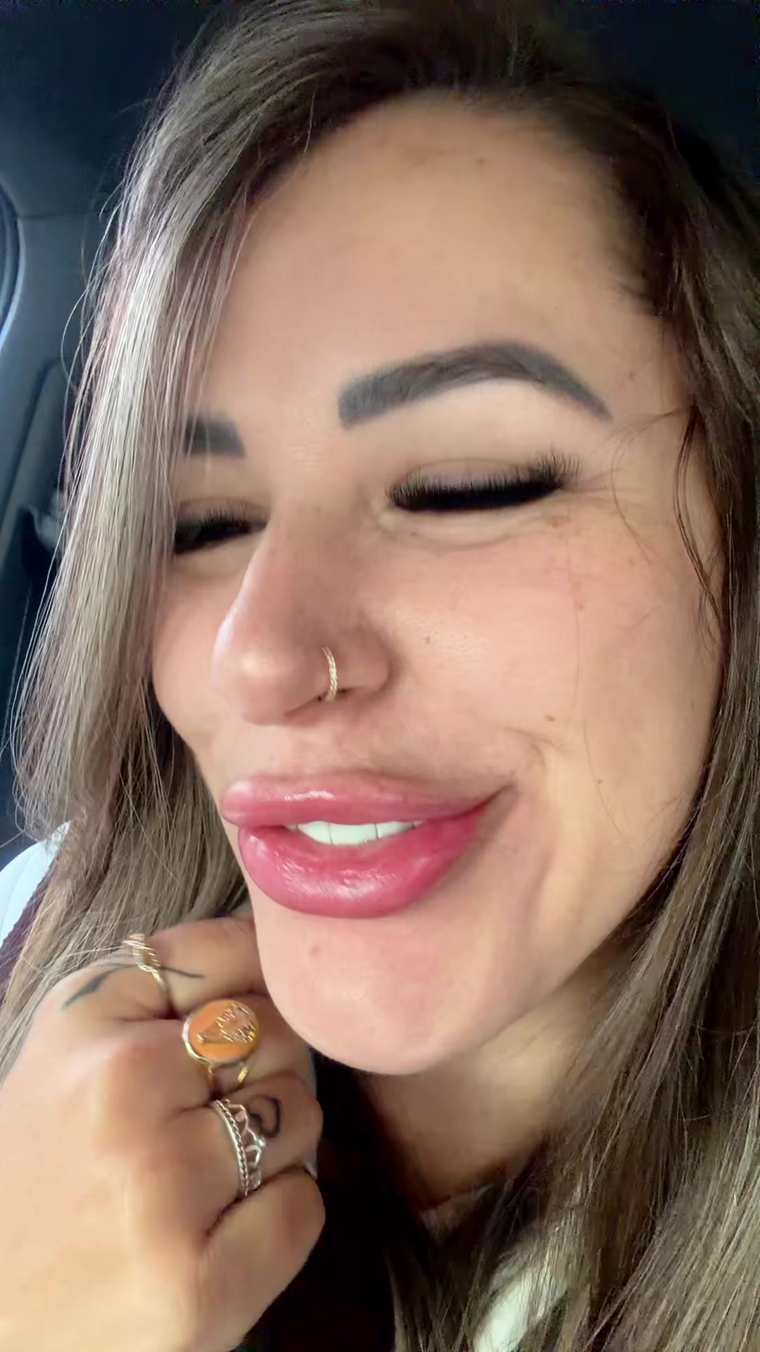 @Viviane