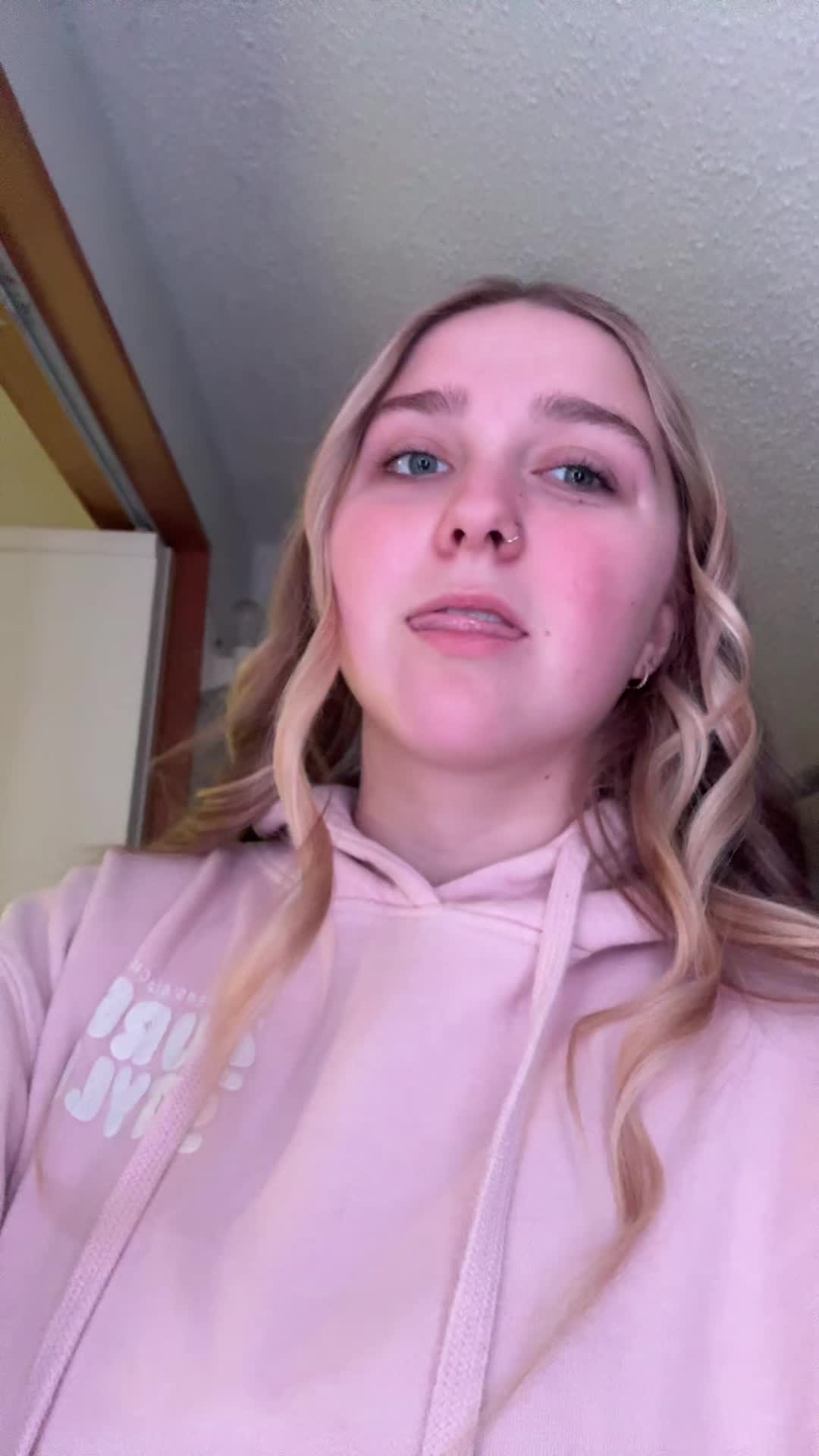 @Laney🖤ﾒ𝟶