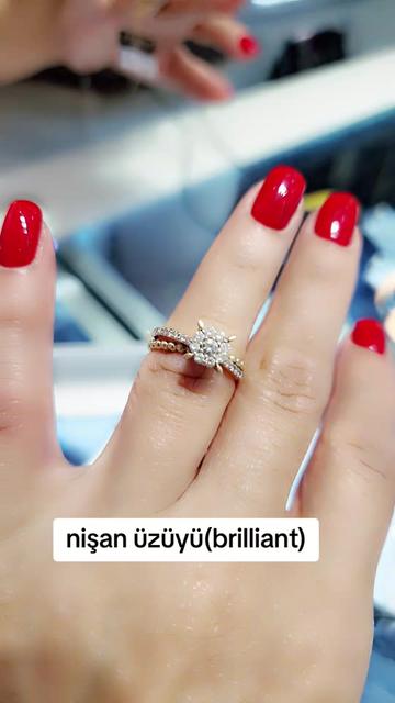 @NurG&uuml;n_ Gold