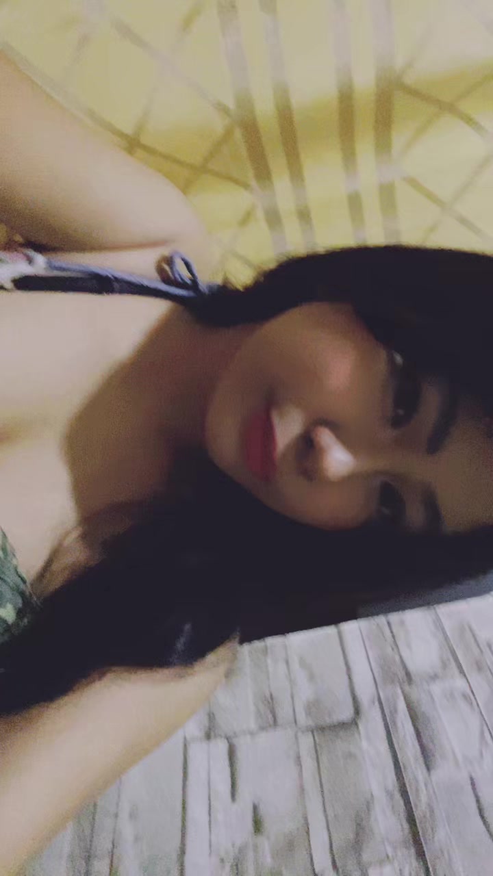 @hottiecokeee