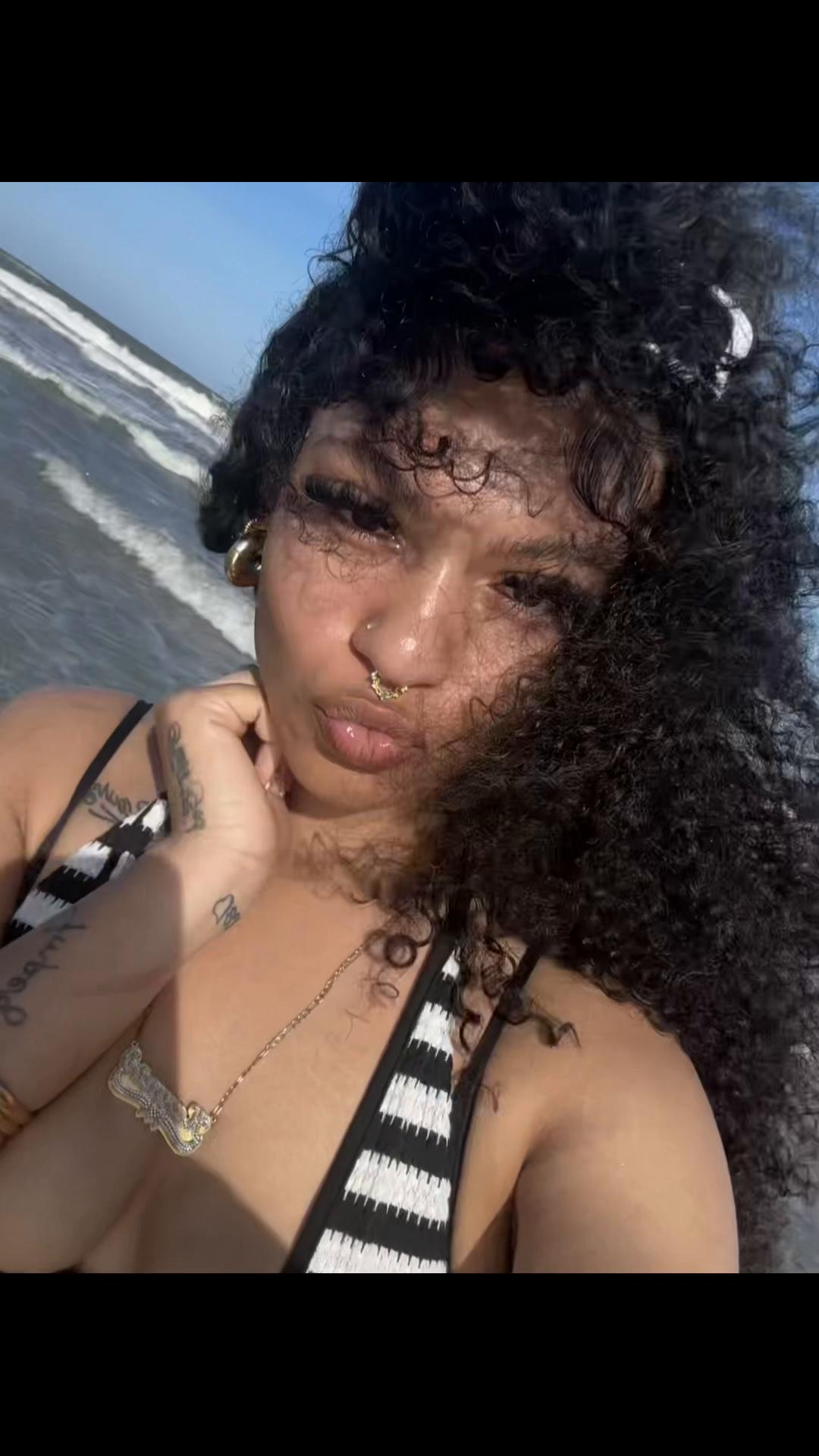 @K