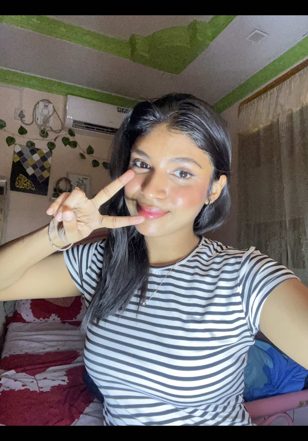 @DM channel 🍂🦋