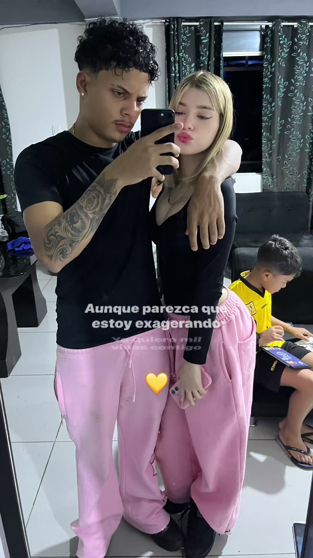 @Soyalejandro