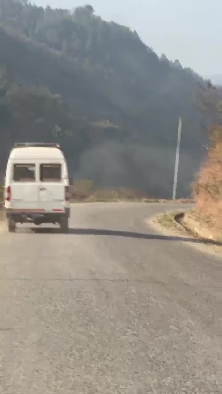 @क्षेत्री ट्राभल्स (9749377114)