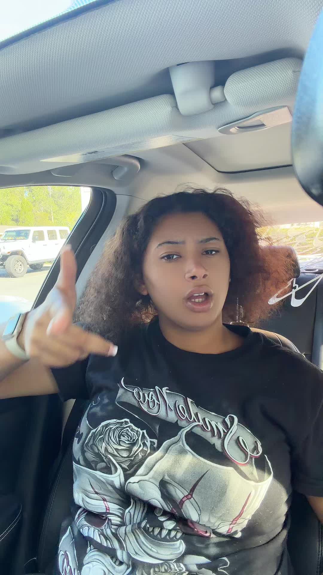 @yanni_jay