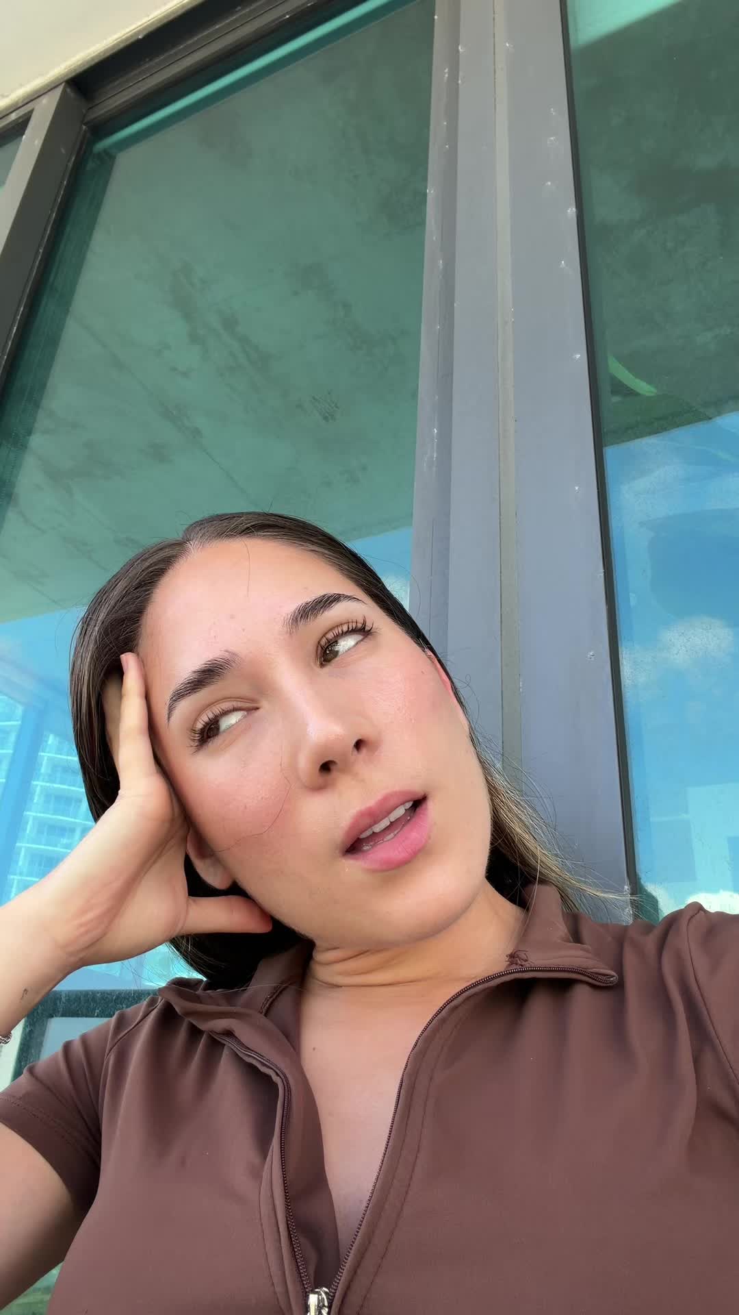 @dayswithmcv
