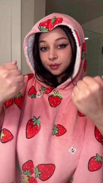 @ItsCayYay