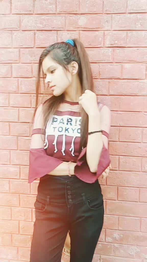 @Aashi💫