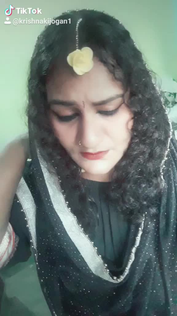 @👰simran 👰