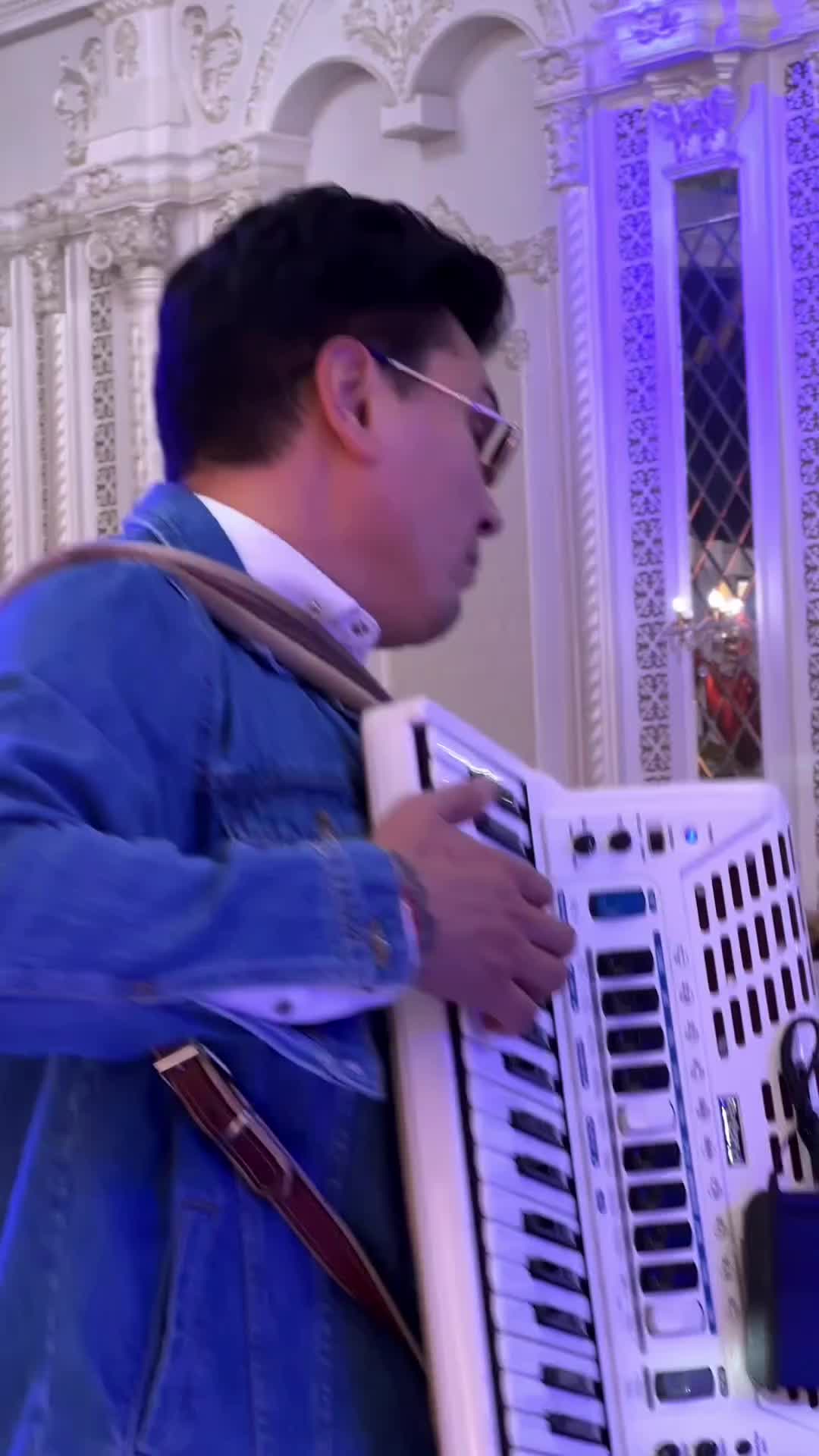 @Махмуд Урумбаев
