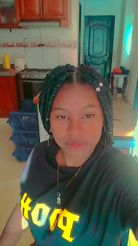 @Daniela vallecilla. 🥰