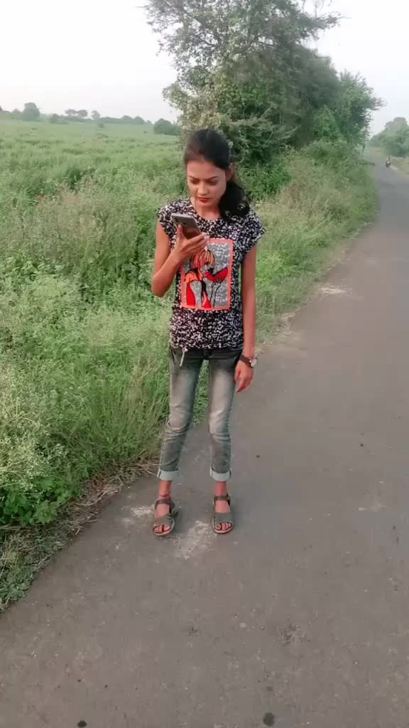 @Pooju queen 👸