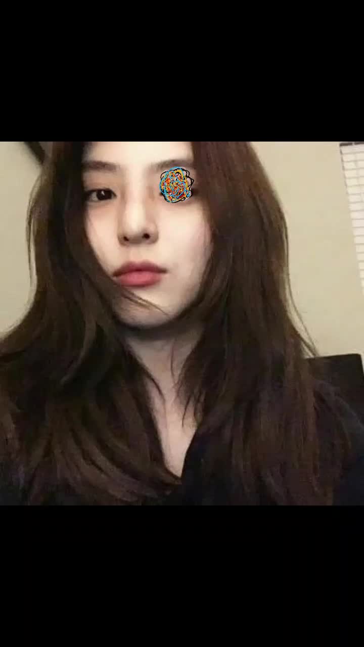 @✦