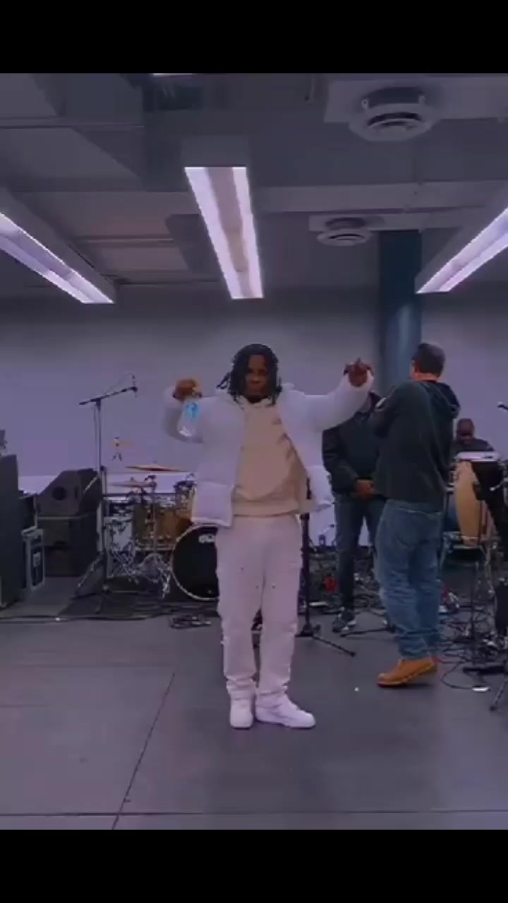 @Variété groupe musique