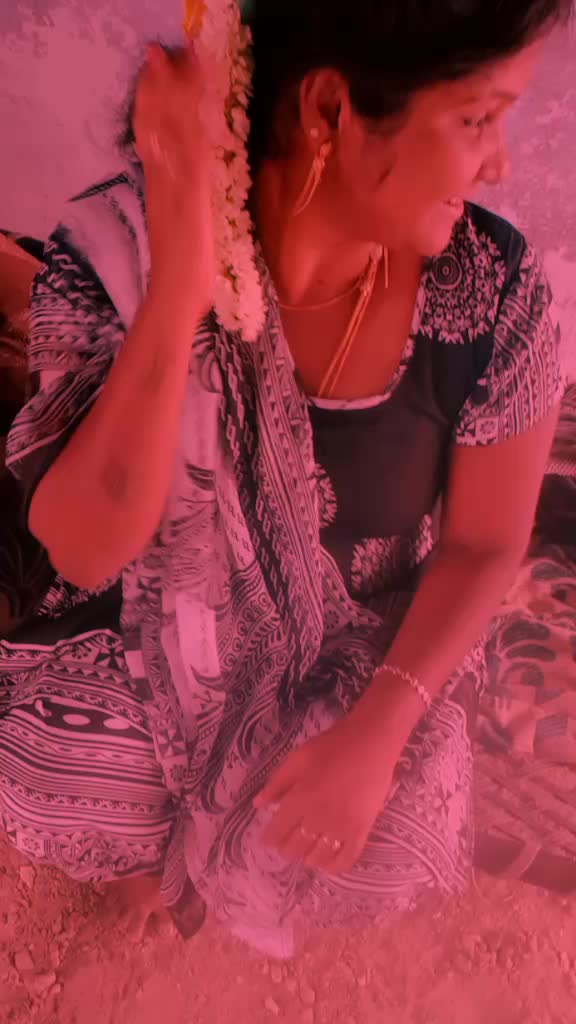 @user305674 rowdyponu