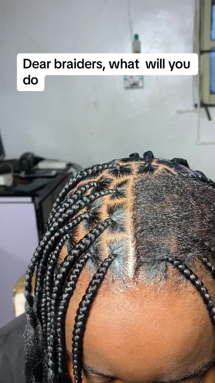 @Hairstylist in Ago iwoye( OOU)