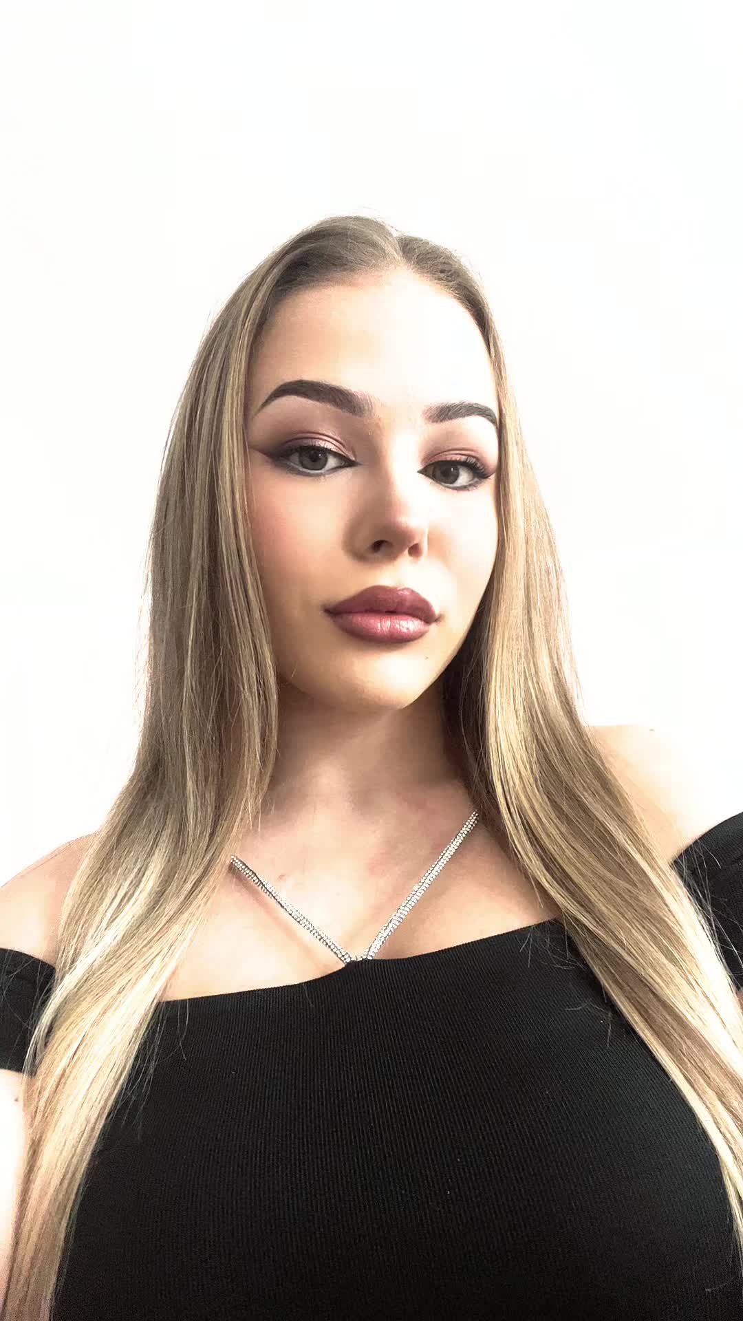 @petraknezevic