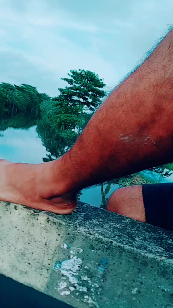 @🎧ᎷᎧᎧᏁ🎧