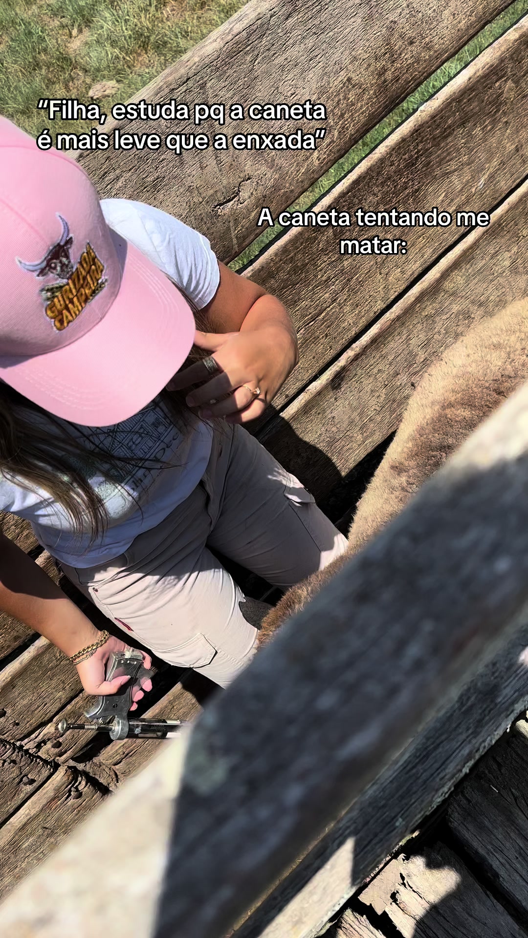 @joannaescobar_