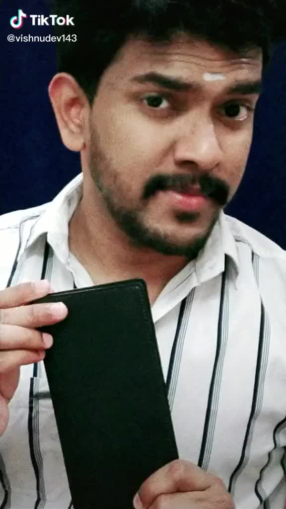 @ഉണ്ണി™ 😎