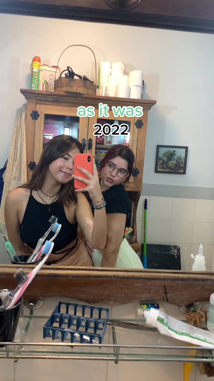 @julia and marina :)