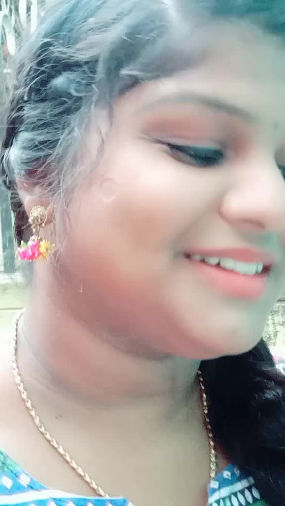 @😊ishu.......Eswari
