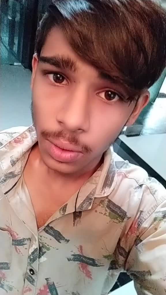 @👑ROYaL_KING 👑