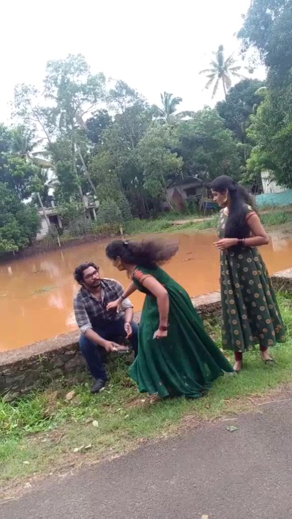 @🖤Malavika🖤